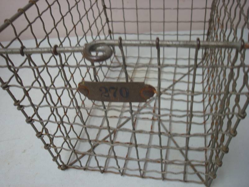 lot 52 image: Vintage Wire Basket