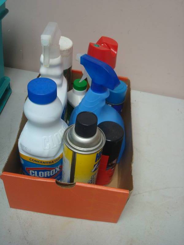 lot 54 image: Lot Of Cleaning Products