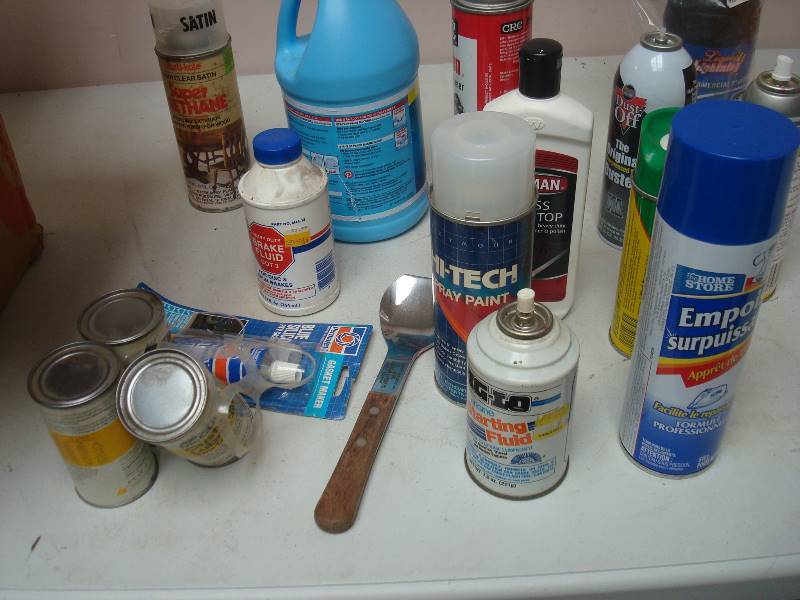 lot 90 image: Box With Some Cleaning Products