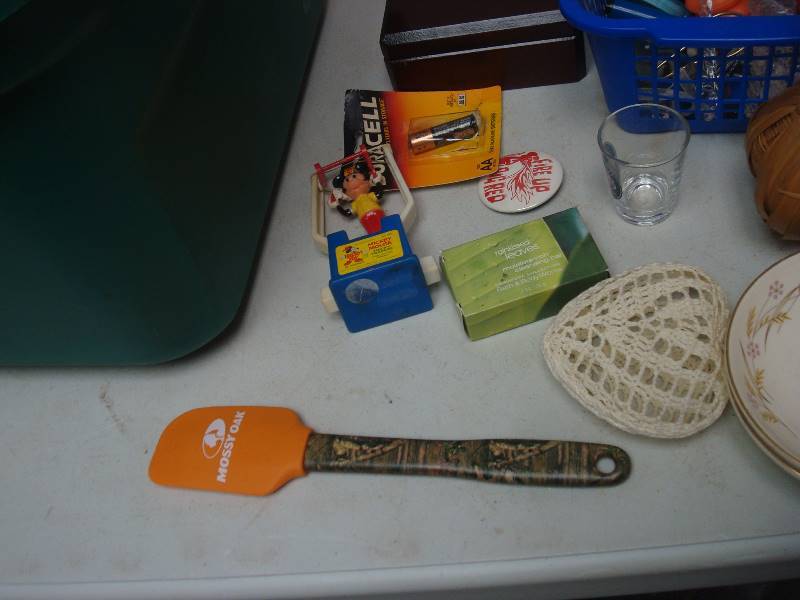 lot 92 image: Bin Filled With Mixed Items
