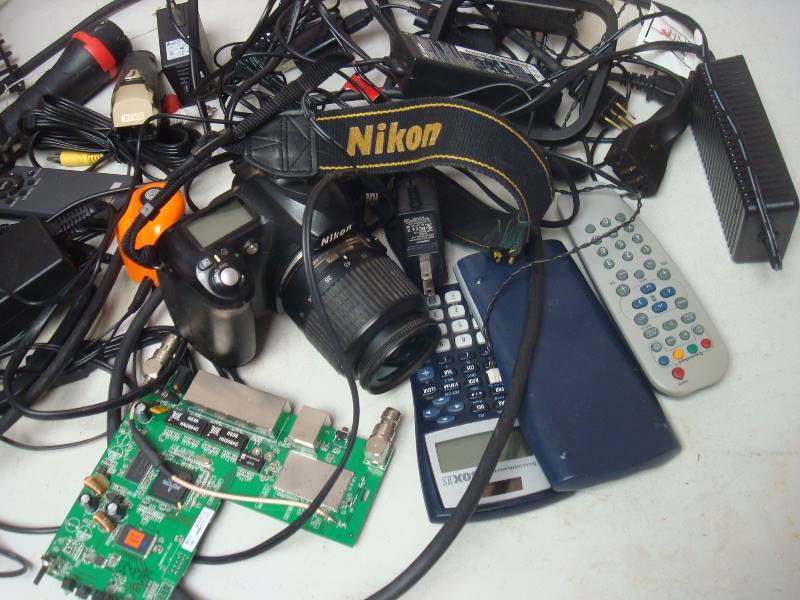 lot 101 image: Bin Filled With A Bunch Of Cords And Wires, Other