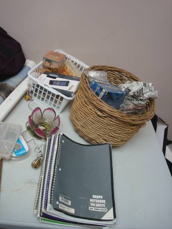 lot 102 image: Blue Bin Filled With Mixed Items