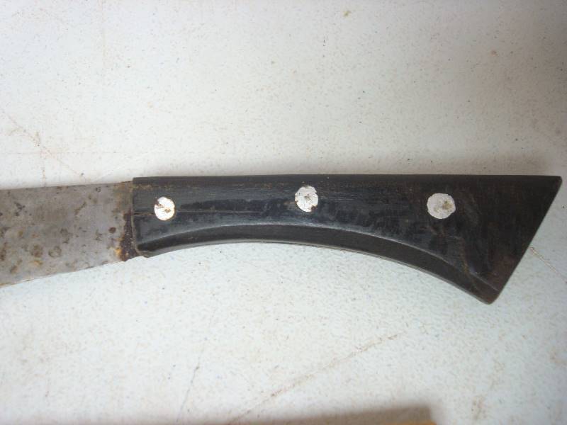 lot 124 image: Vintage Knife, Used, Shows Lots Of Wear