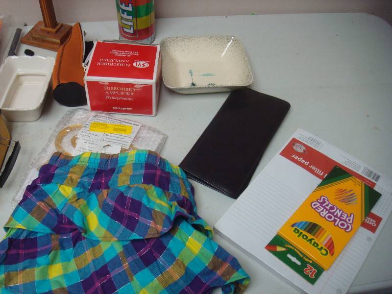 lot 131 image: Box With Some Mixed Items