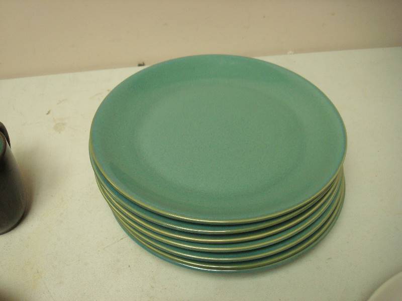 lot 135 image: Lot Of Green Dishes, Mostly Plates