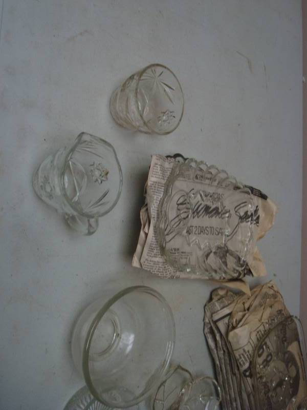 lot 161 image: Box Filled With Glassware