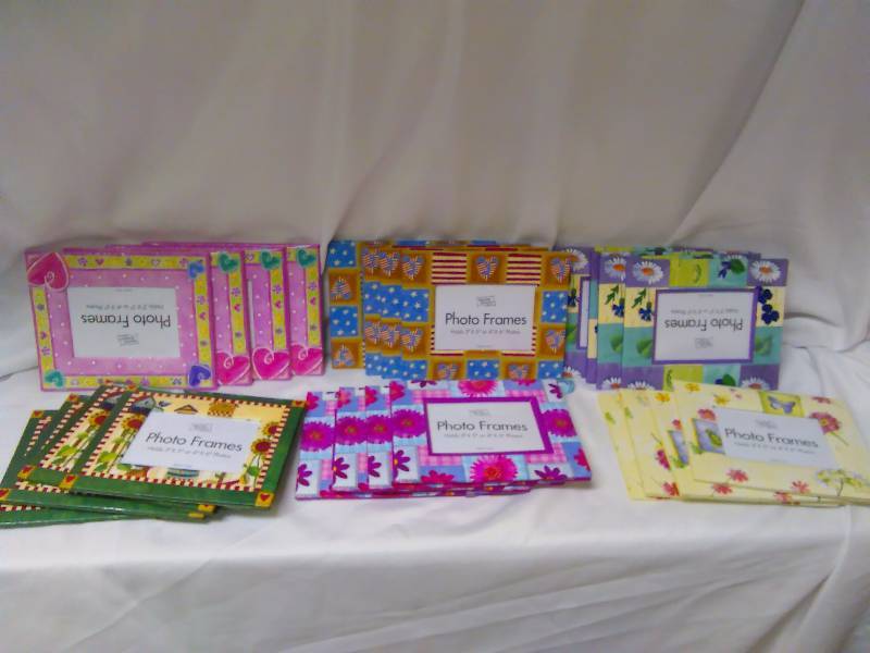 Photo Frames, (24) Holds 3 x5 or 4x6 Photos, 4 different designs