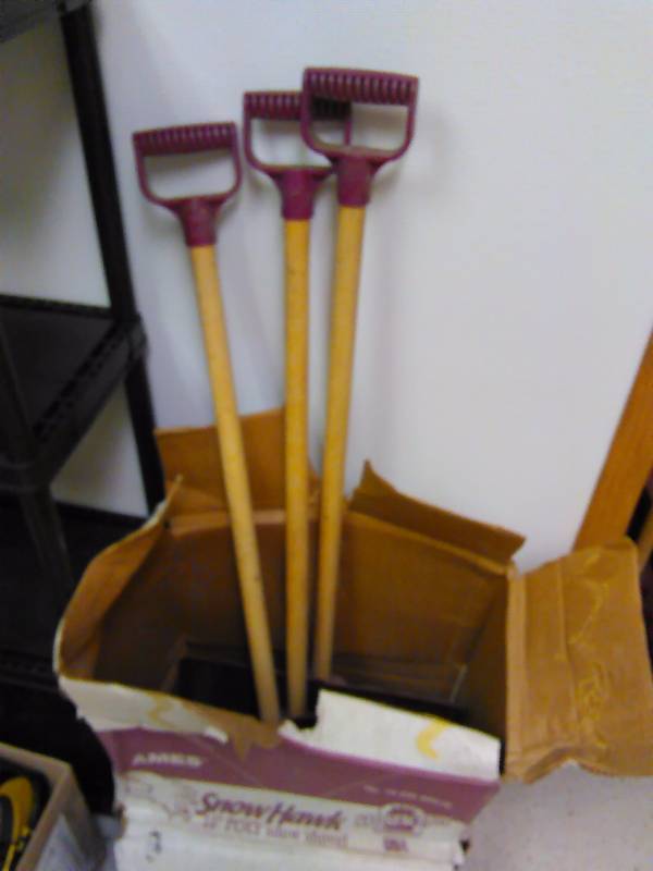 Ames Snow Hawk Shovels (3)
