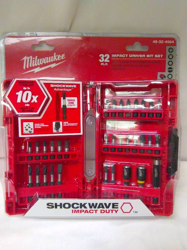 Milwaukee 32 pc Impact Driver Bit Set