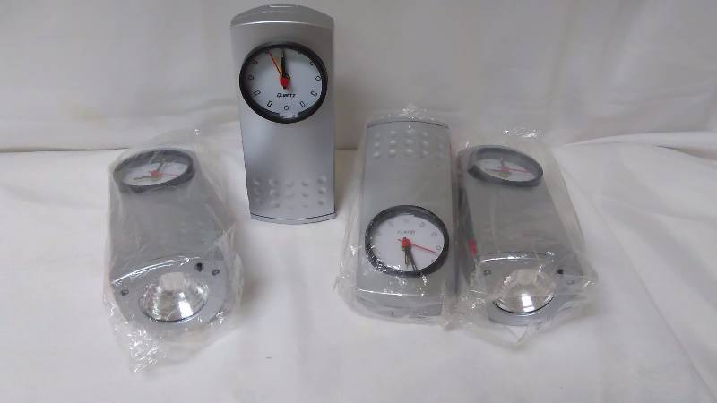 Flashlight Clock Combo, (4)