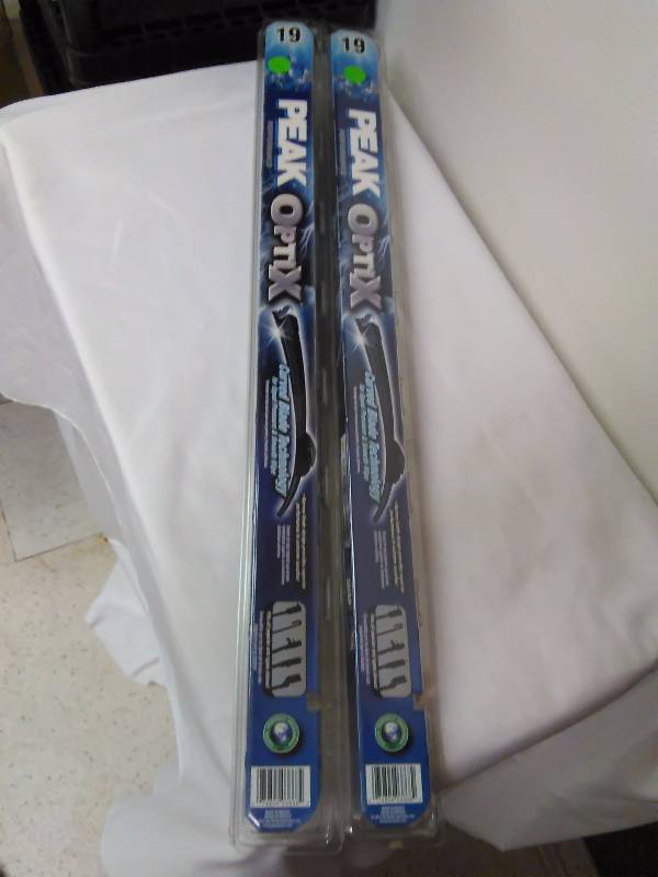 Peak Optix 19 in. Wiper Blades (1 pr.) Curve Technology