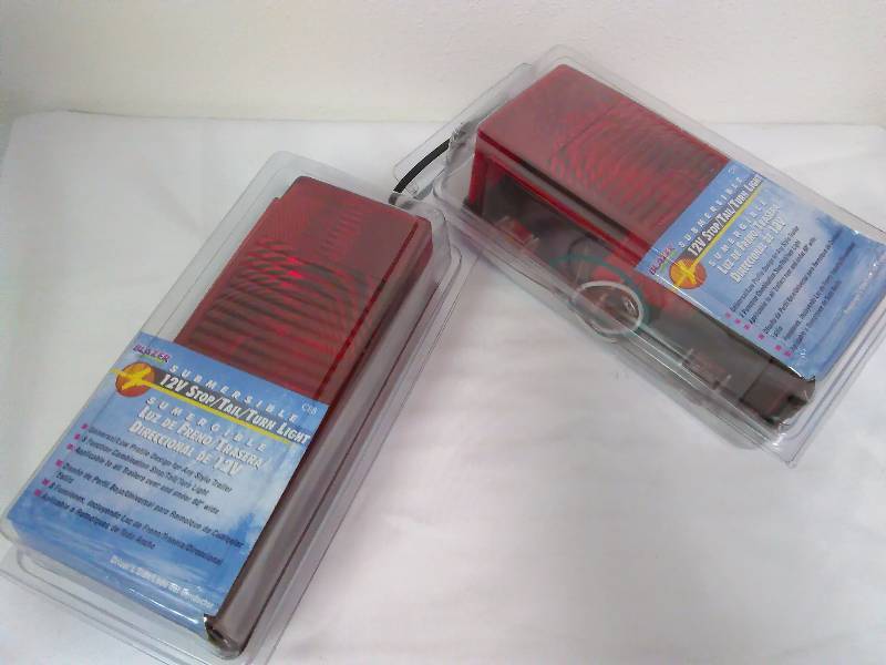 Blazer Submersible StopTailTurn Lights (2)