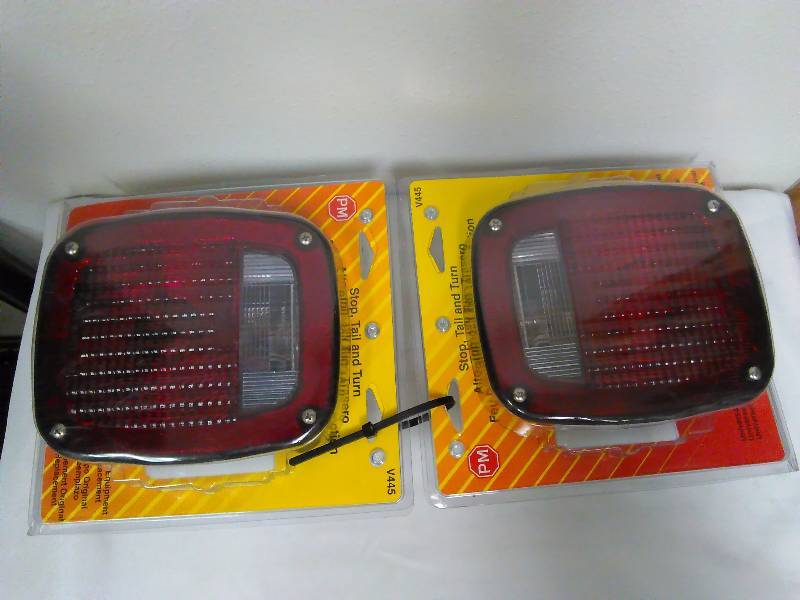 Universal StopTailTurn Lights (2)