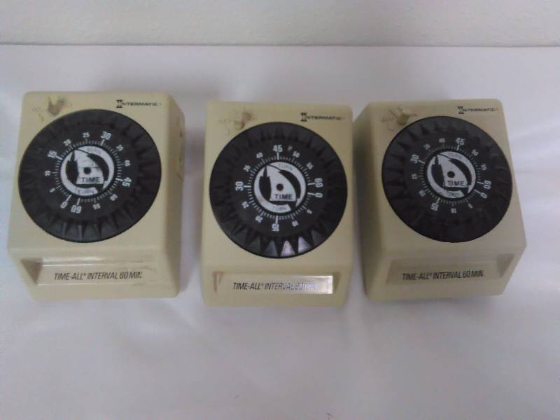 Wall Timer Plug In�s (3) Intermatic