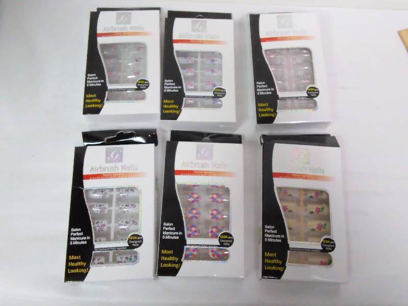 Fashion Nails (6 sets)