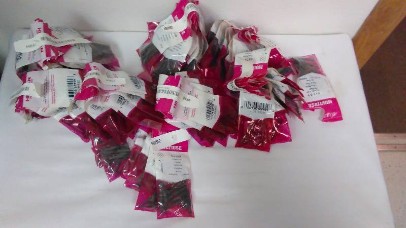 Hilman, Drywall Screws (180 pkgs. of 10)