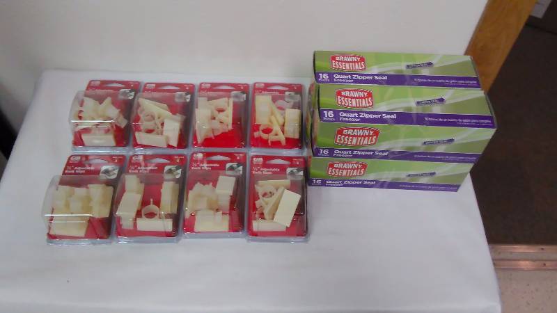 GB � Inch Adjustable Quick Clips (8) and 1 Qt. Zipper Freezer Bags (64)