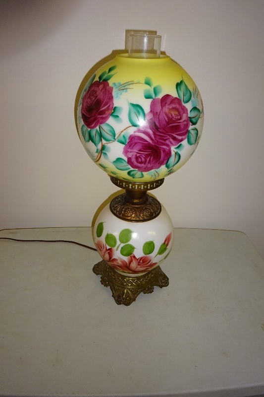 Vintage Table Floral Lamp