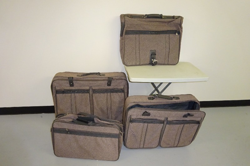 Suitcase Samsonite