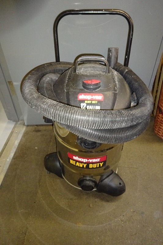 lot 9 image: Wet & Dry Shop Van Heavy Duty