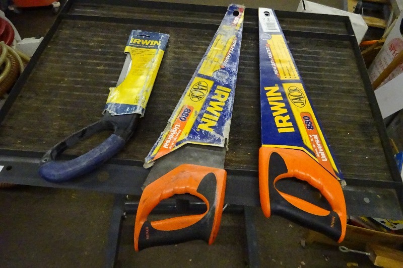 lot 59 image: 2 Irwin 880 20 saw
