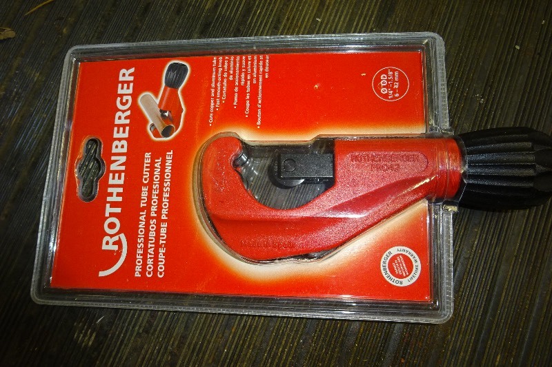 lot 67 image: Rothenberger pipe cutter