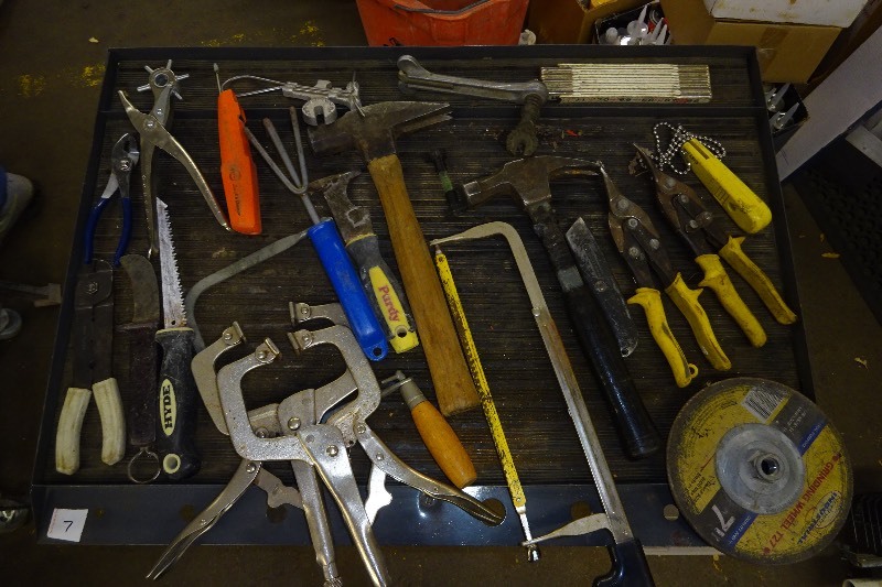 lot 77 image: Variety of tools
