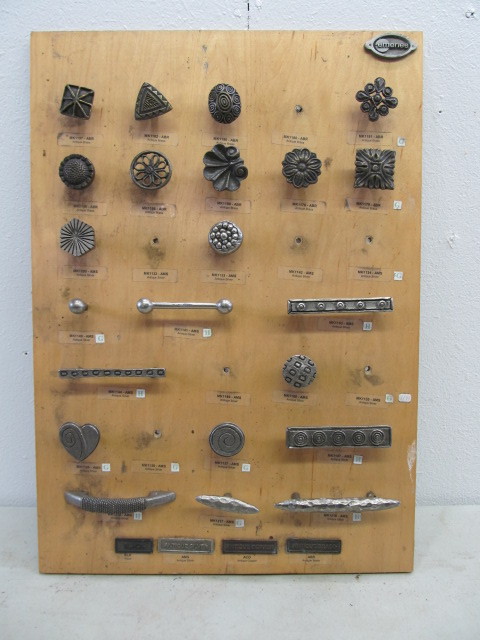 Emenee Handles & Pulls