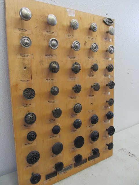 Emenee Handles & Pulls