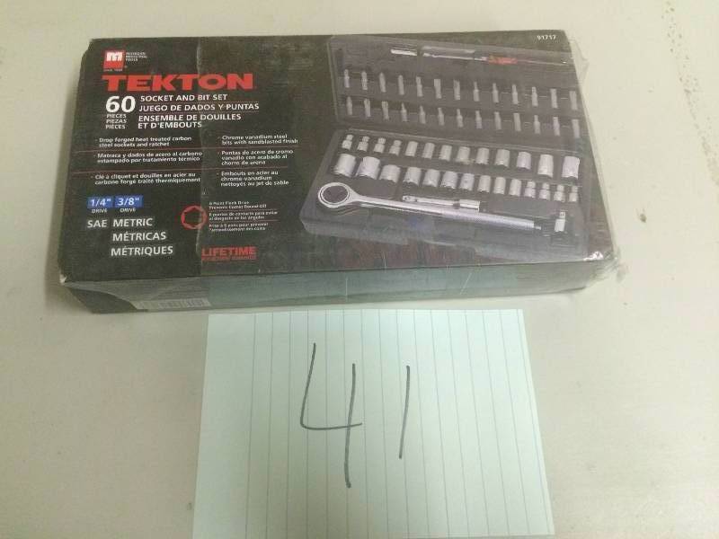 Tekton 60 PC Socket and Bit Set
