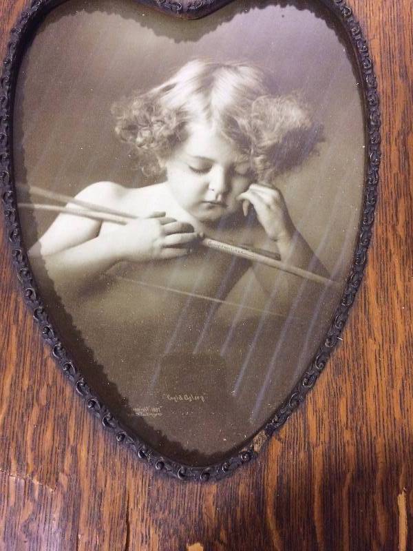 lot 13 image: Cupid Pictures