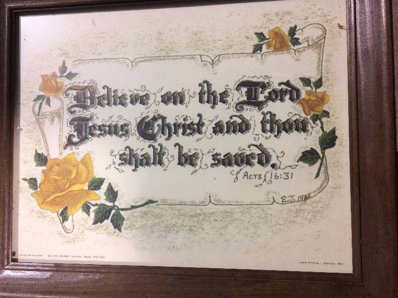 lot 16 image: 5 Pictures