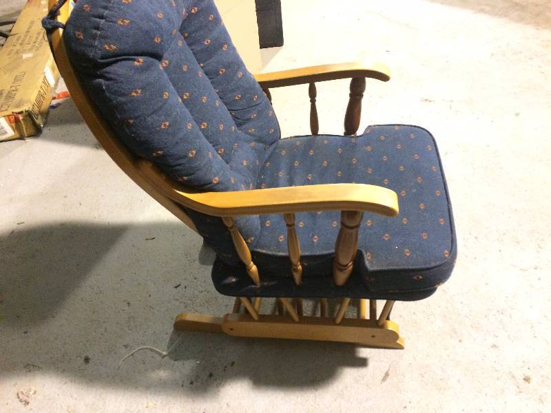 lot 22 image: Glider