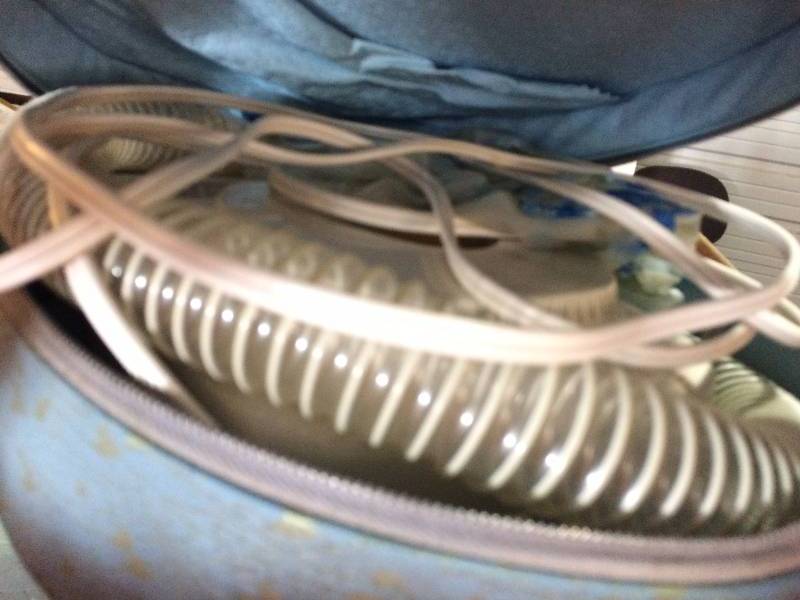 lot 40 image: Hair rollers and dryer