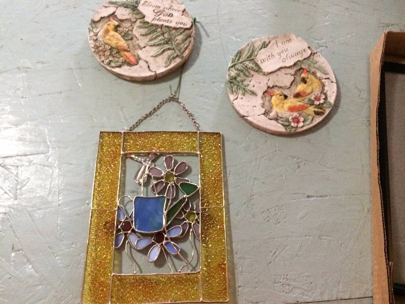 lot 51 image: Bird plaques and picture