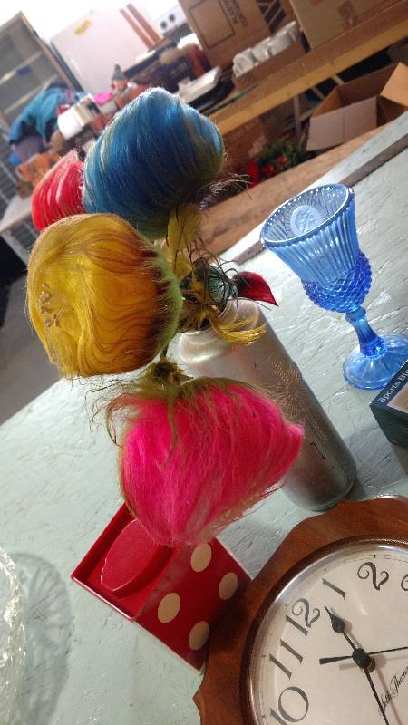 lot 53 image: Misc Items