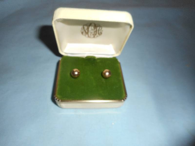 14 KT PIERCED EARINGS