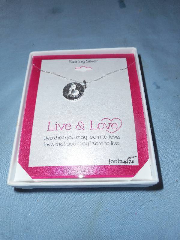 STERLING SILVER LIVE AND LOVE NECKLACE