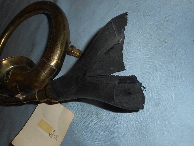 VINTAGE BRASS TAXI HORN