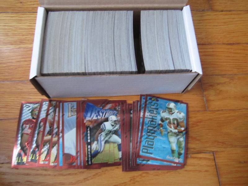 Box of 1996 topps Finest Football c...