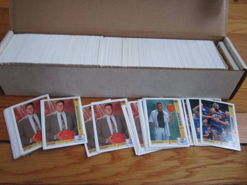 Box of 1991-92 Upper deck basketbal...