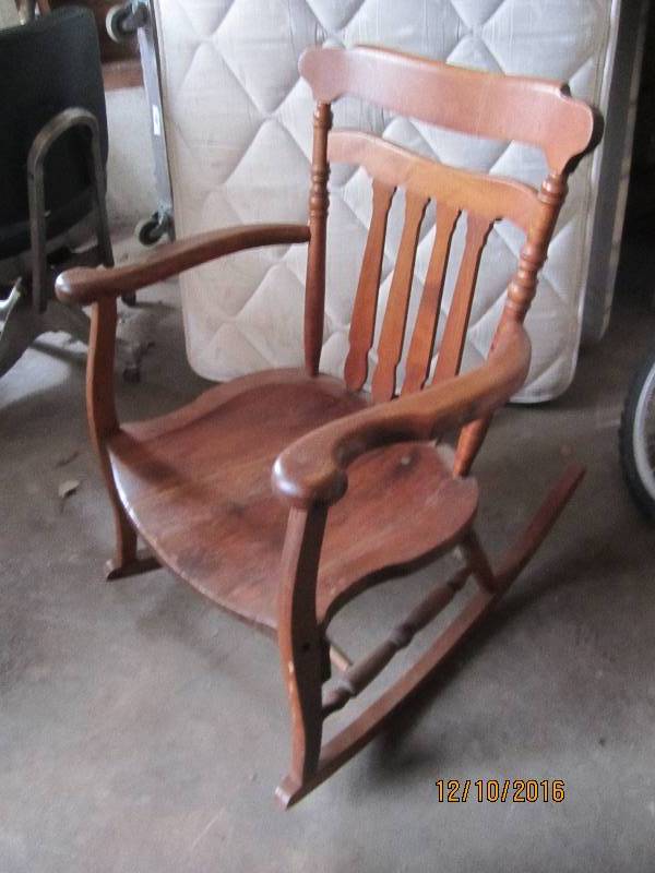 lot 15 image: Vintage wood chair...