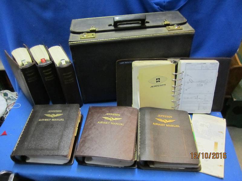 lot 7 image: Case of vintage Jeppeson Airway man...