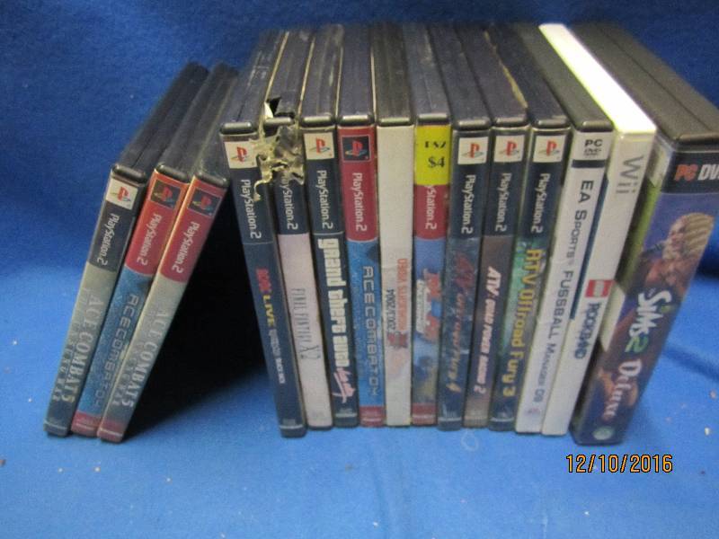 lot 48 image: Lot of video games, mainly PS2...