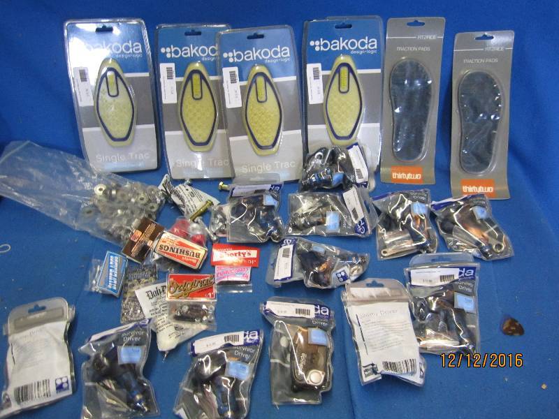 lot 63 image: Lot of bearings, survivor tools, an...