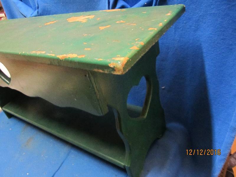 lot 94 image: Painted wood bench...
