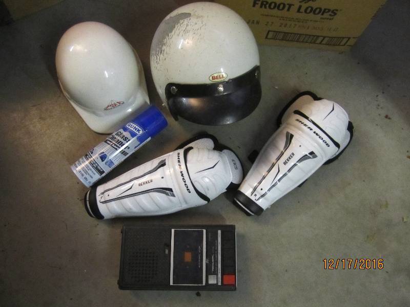 lot 117 image: Lot of helmet and pads...