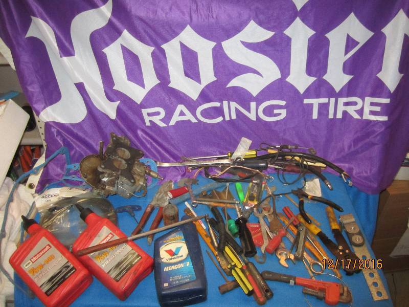 lot 126 image: Lot of automotive parts and tools, ...