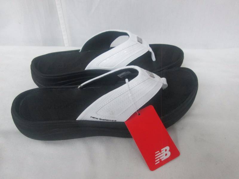 New Balance Womens REVIVE Thong Sandal