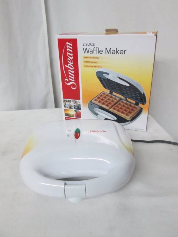 Sunbeam 2Slice Waffle Maker December Store Returns Closeout 7 KBID